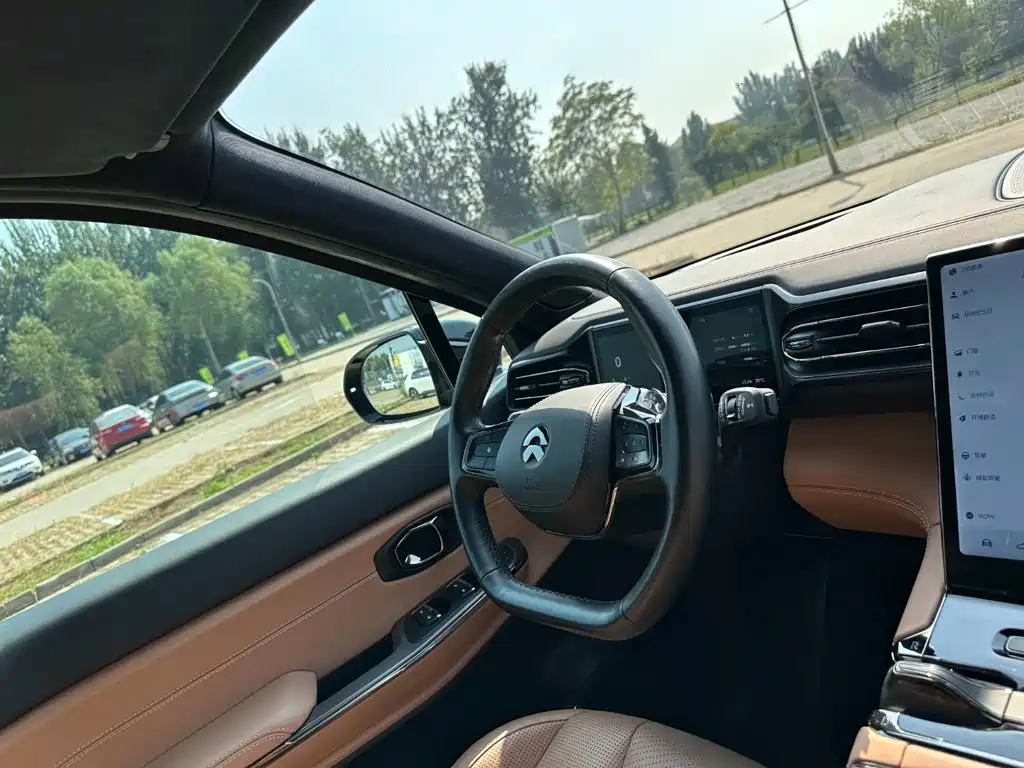 NIO ES8 — миниатюра 17
