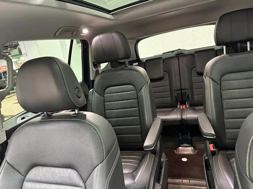 Volkswagen Talagon — миниатюра 10