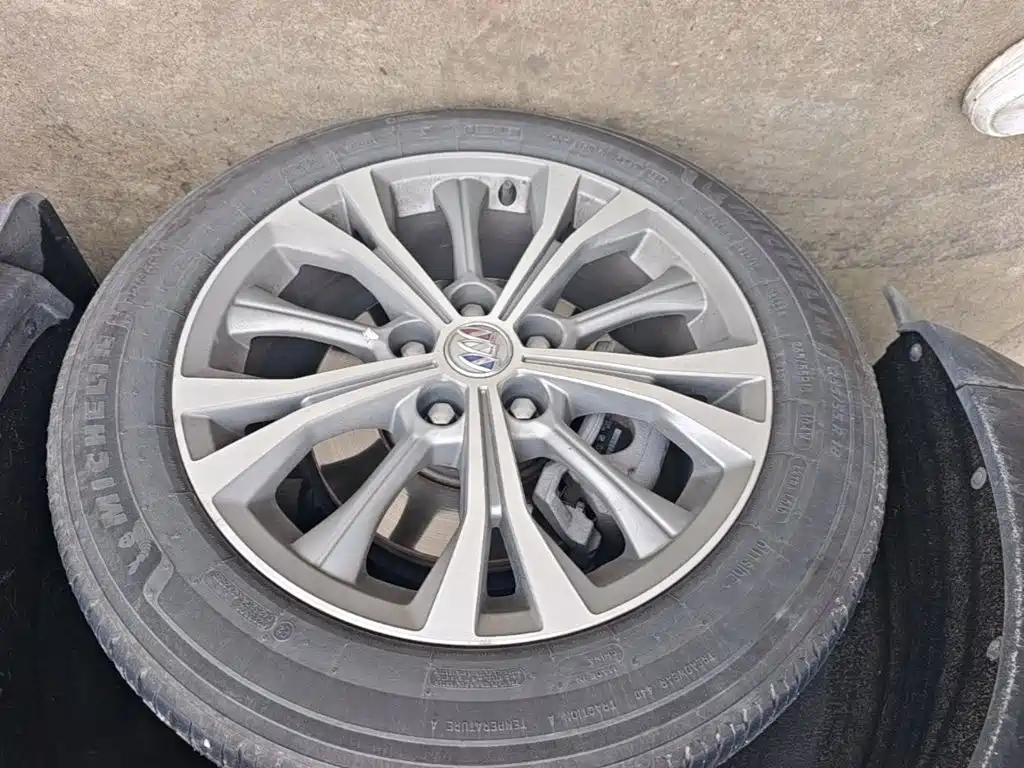 Buick Envision Plus — миниатюра 23