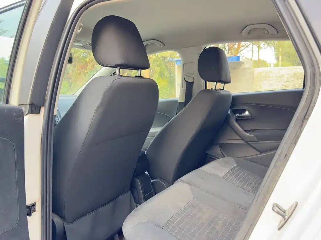 Volkswagen Polo — миниатюра 5