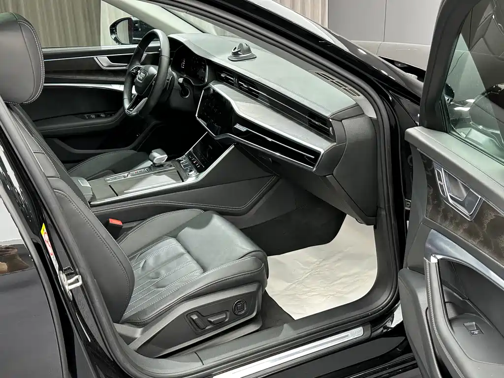 Audi A6L — миниатюра 23