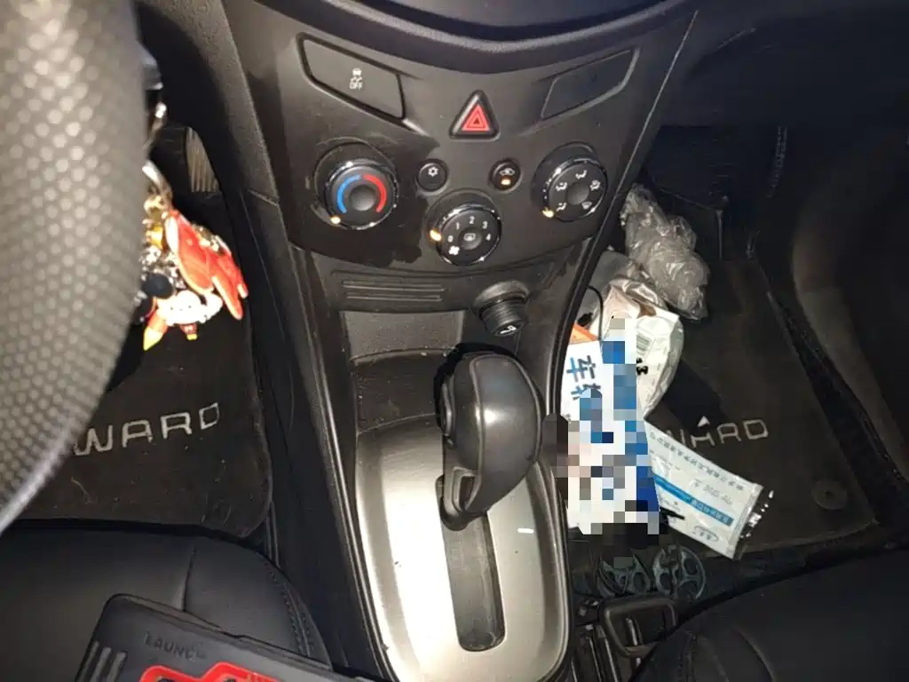 Chevrolet Trax — миниатюра 14
