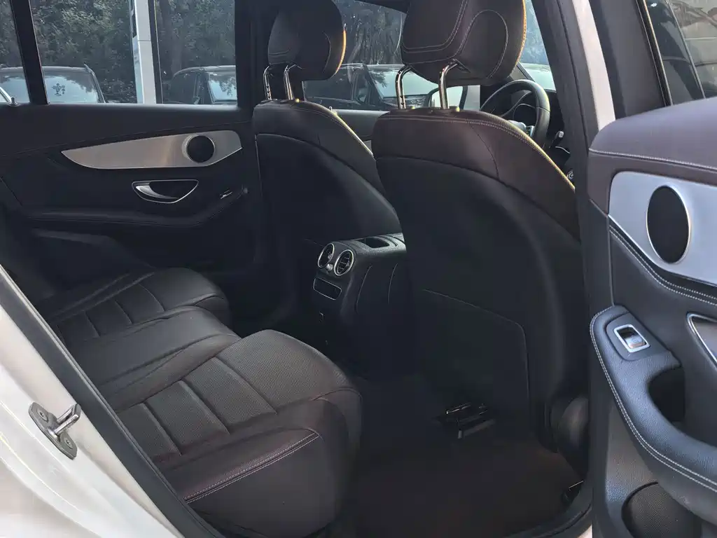 Mercedes-Benz GLC — миниатюра 7