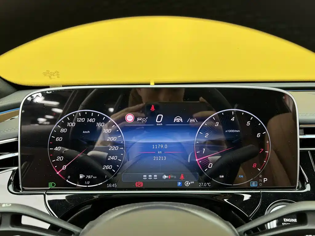 Mercedes-Benz E-Class — миниатюра 23