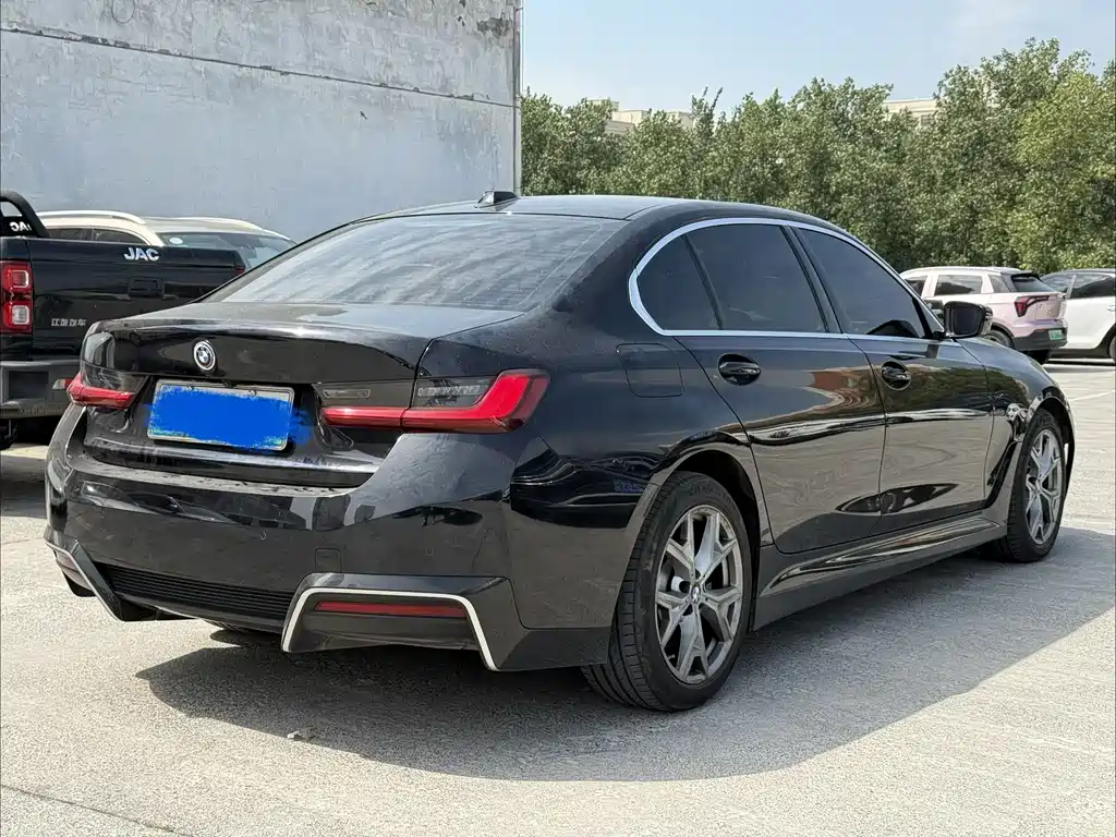 BMW i3 — миниатюра 9