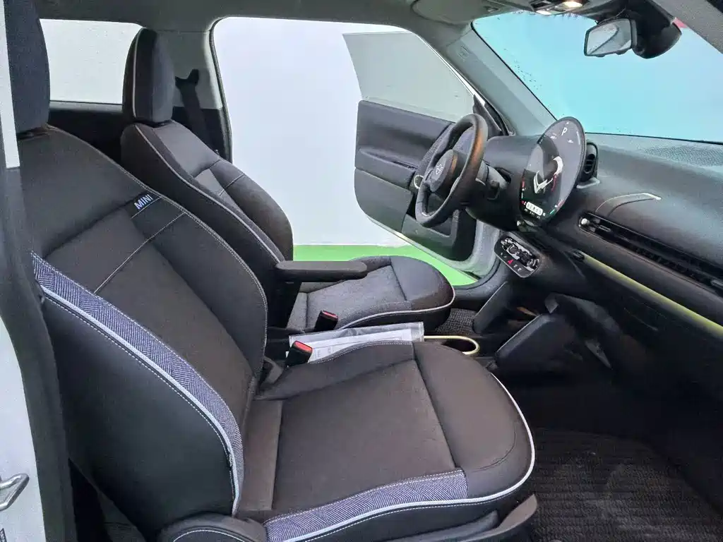 MINI MINI COOPER EV — миниатюра 7