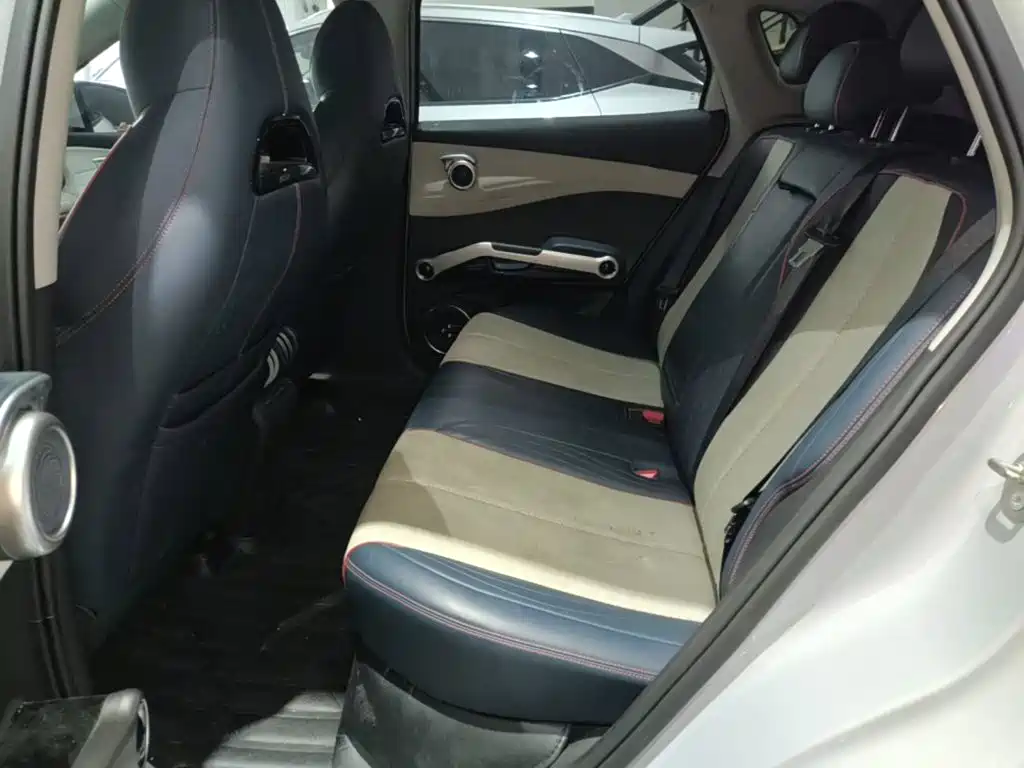 BYD Yuan Plus — миниатюра 17