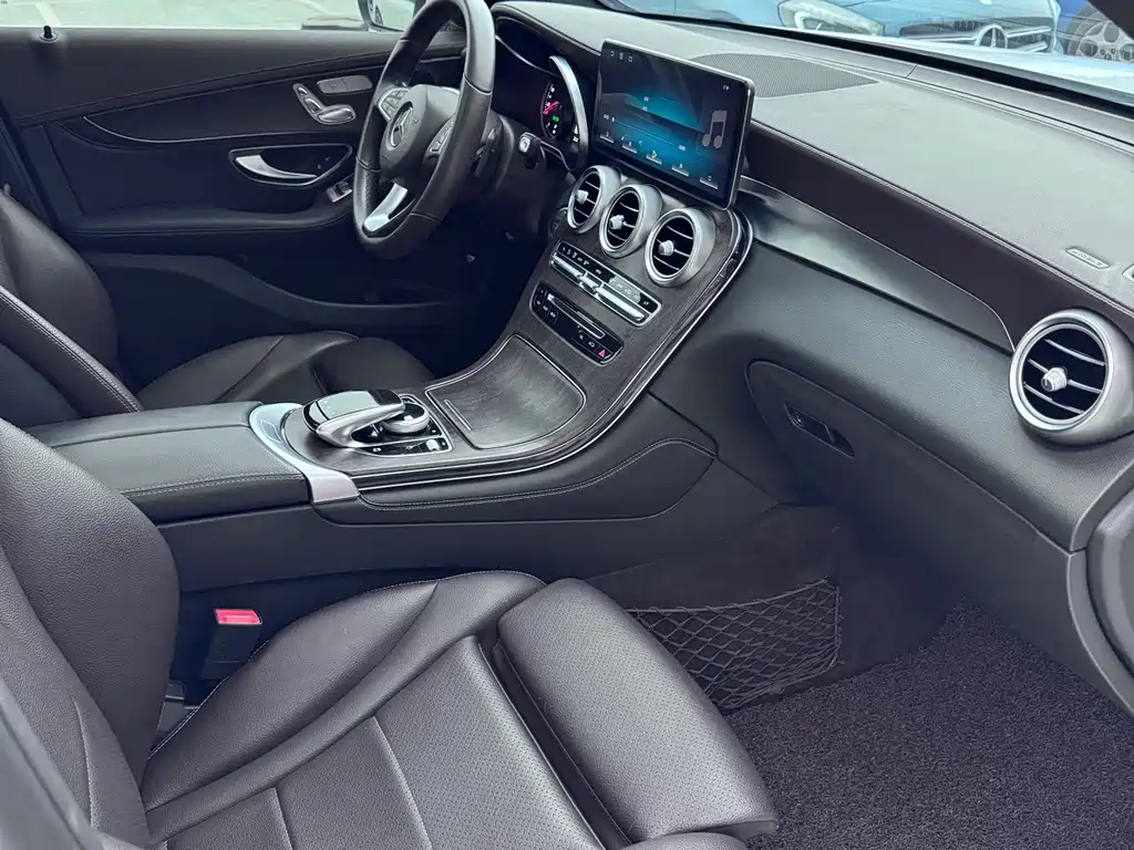 Mercedes-Benz GLC — миниатюра 14