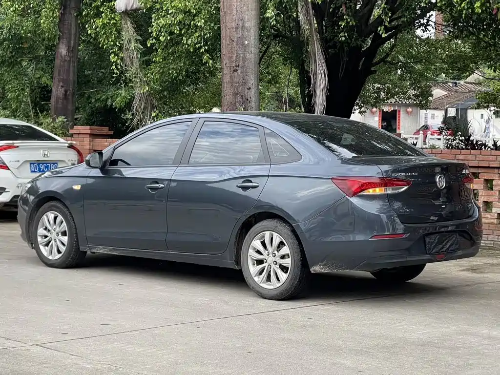 Buick Excelle — миниатюра 9