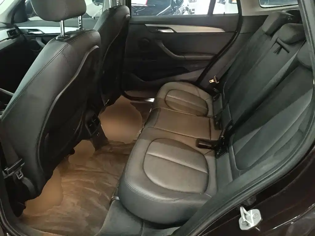 BMW X1 — миниатюра 17