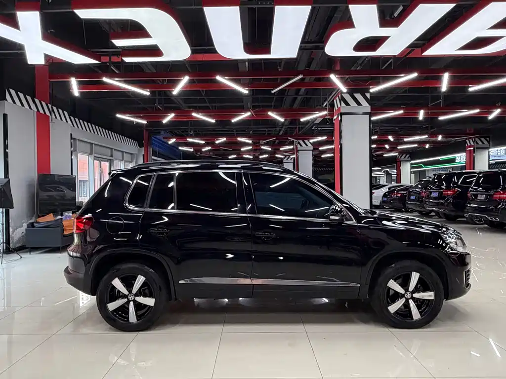Volkswagen Tiguan — миниатюра 7