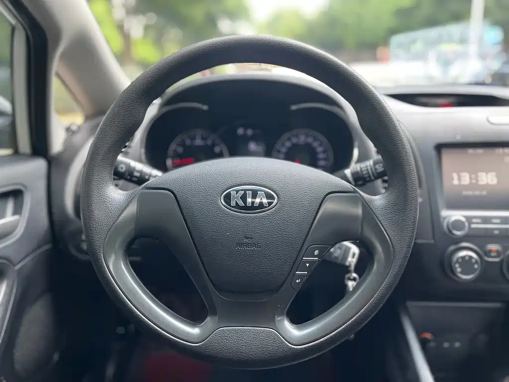 Kia K3 — миниатюра 16