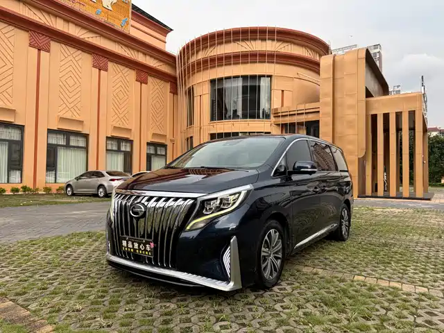 GAC Trumpchi M8