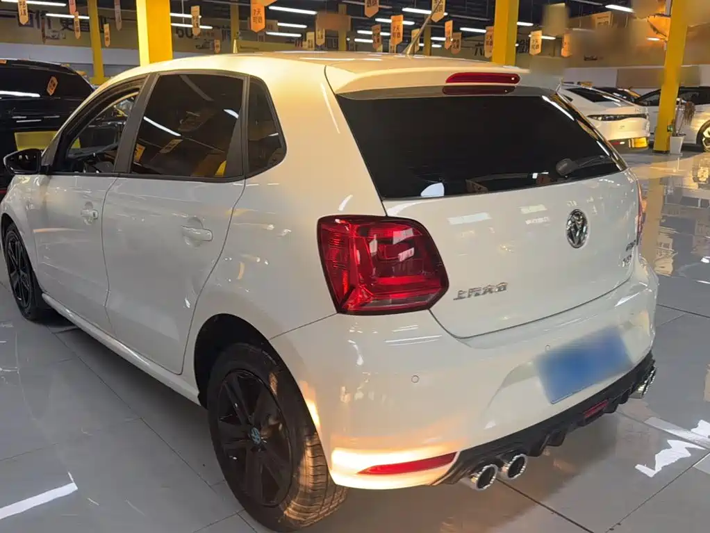 Volkswagen Polo — миниатюра 7