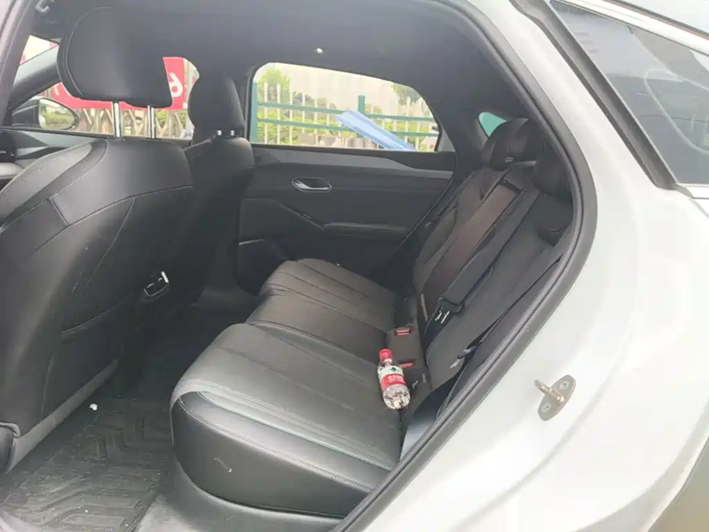 BYD Qin L — миниатюра 17