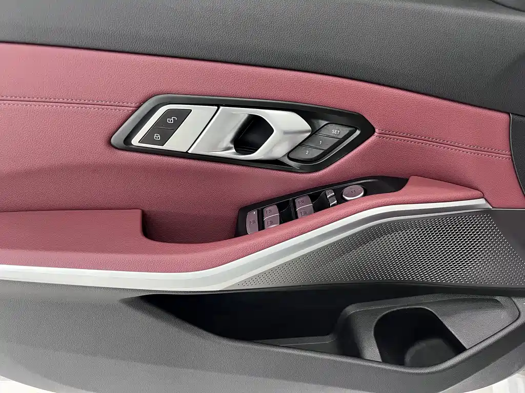 BMW 3 Series — миниатюра 8