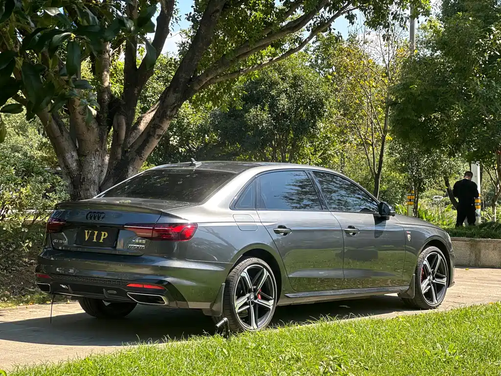 Audi A4L — миниатюра 4