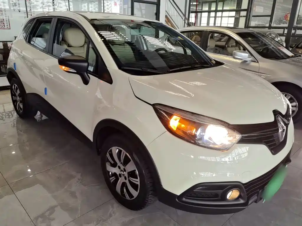Renault Captur — миниатюра 4
