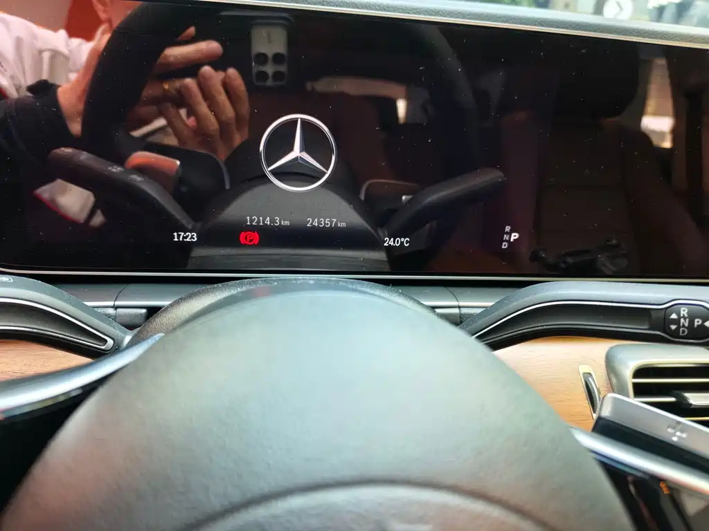 Mercedes-Benz GLE (Import) — миниатюра 6