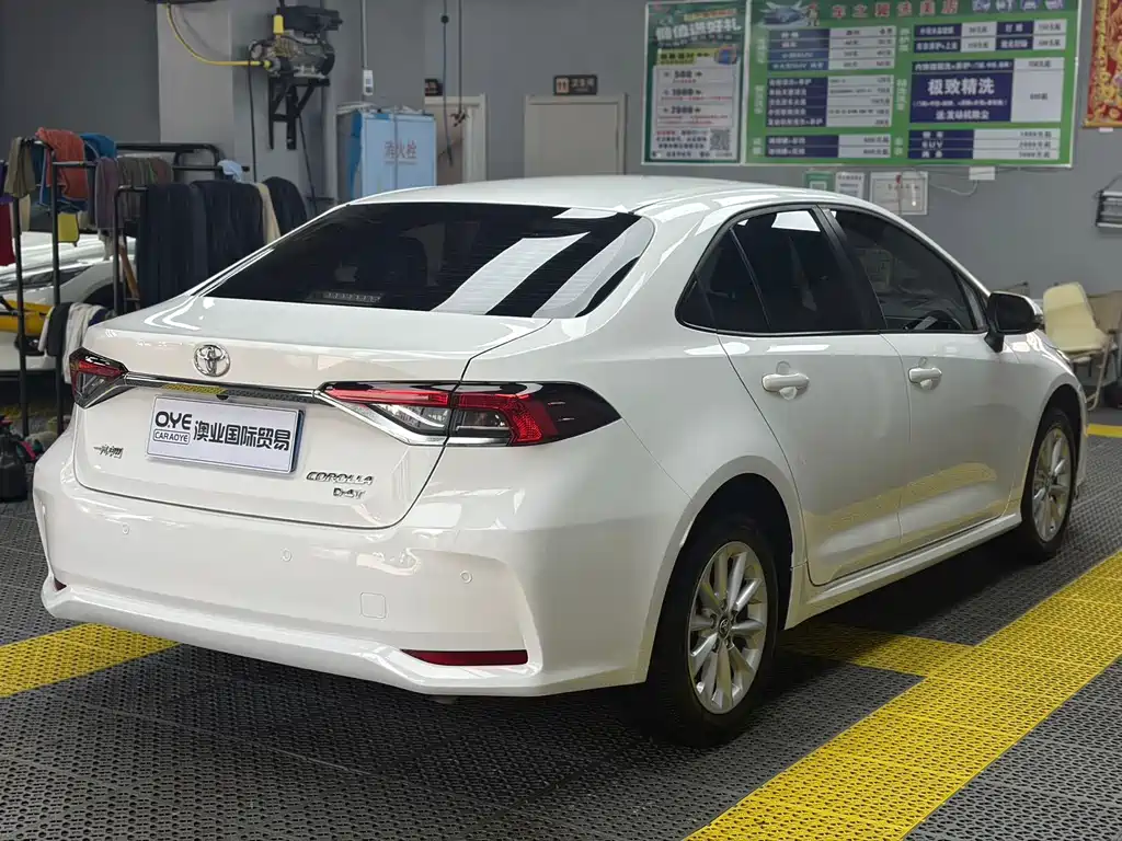Toyota Corolla — миниатюра 6