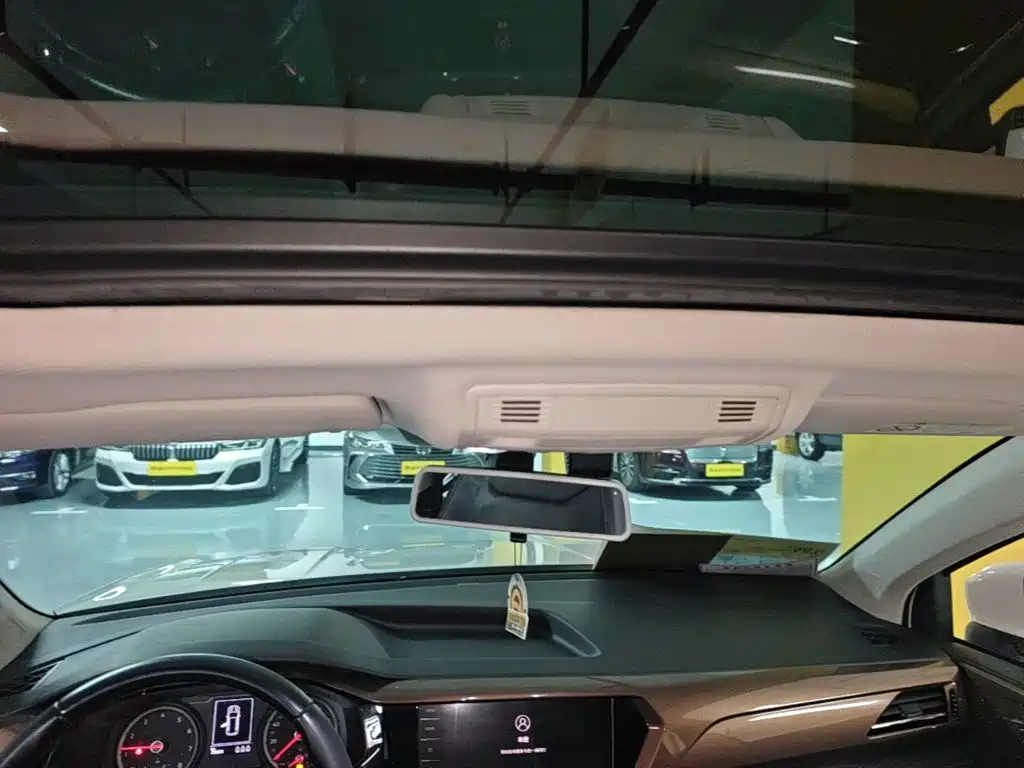 Volkswagen Tharu — миниатюра 18