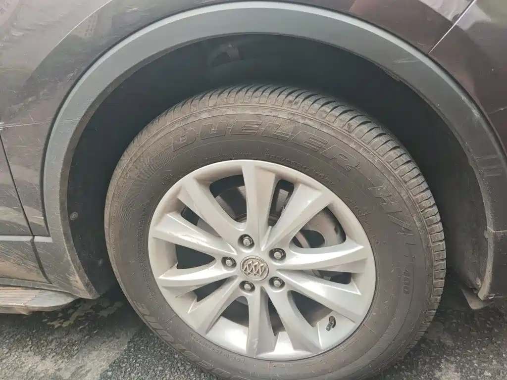 Buick Envision Plus — миниатюра 8