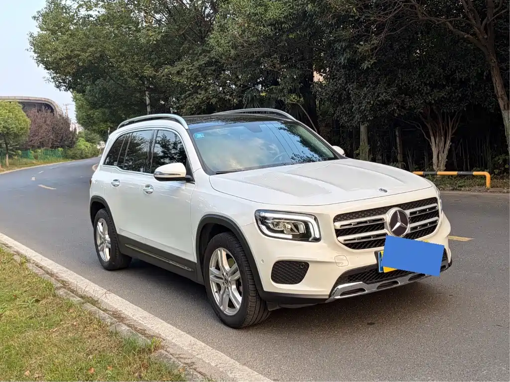 Mercedes-Benz GLB — миниатюра 3