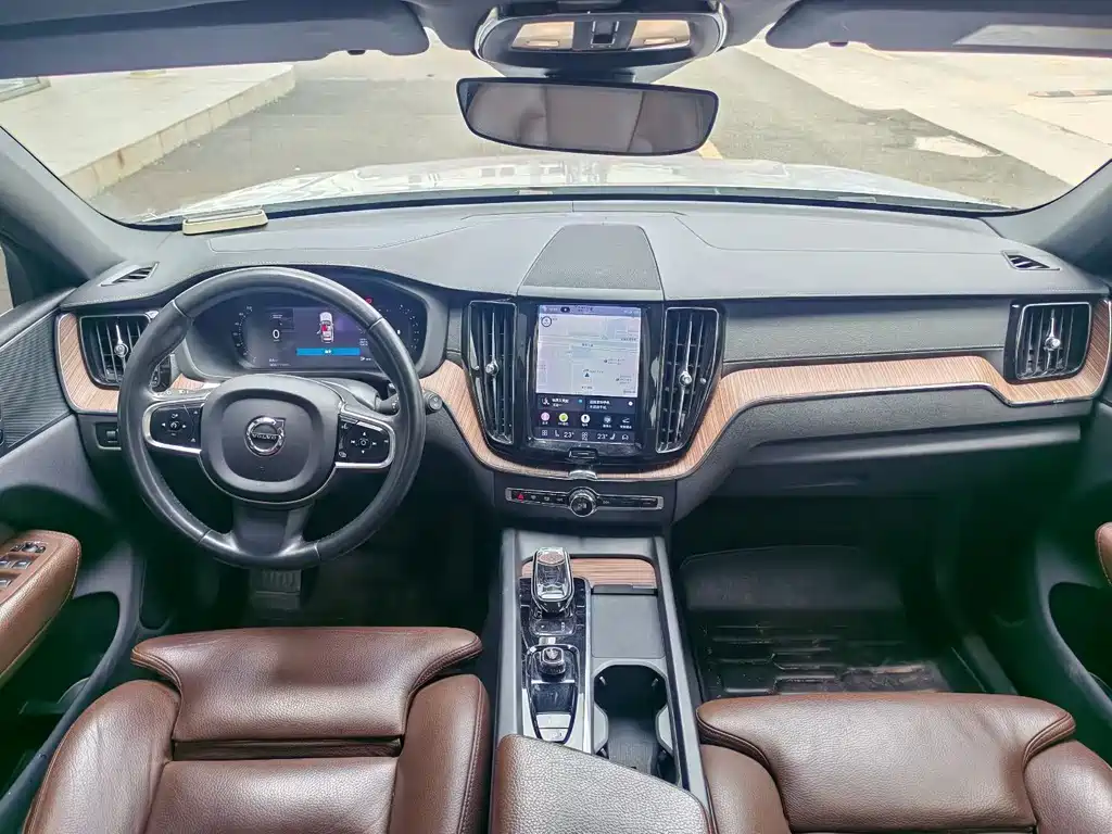 Volvo XC60 — миниатюра 4