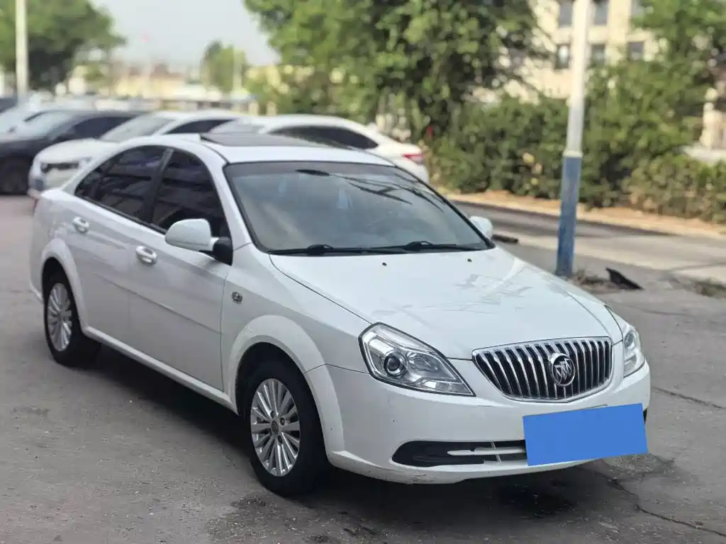 Buick Excelle — миниатюра 3