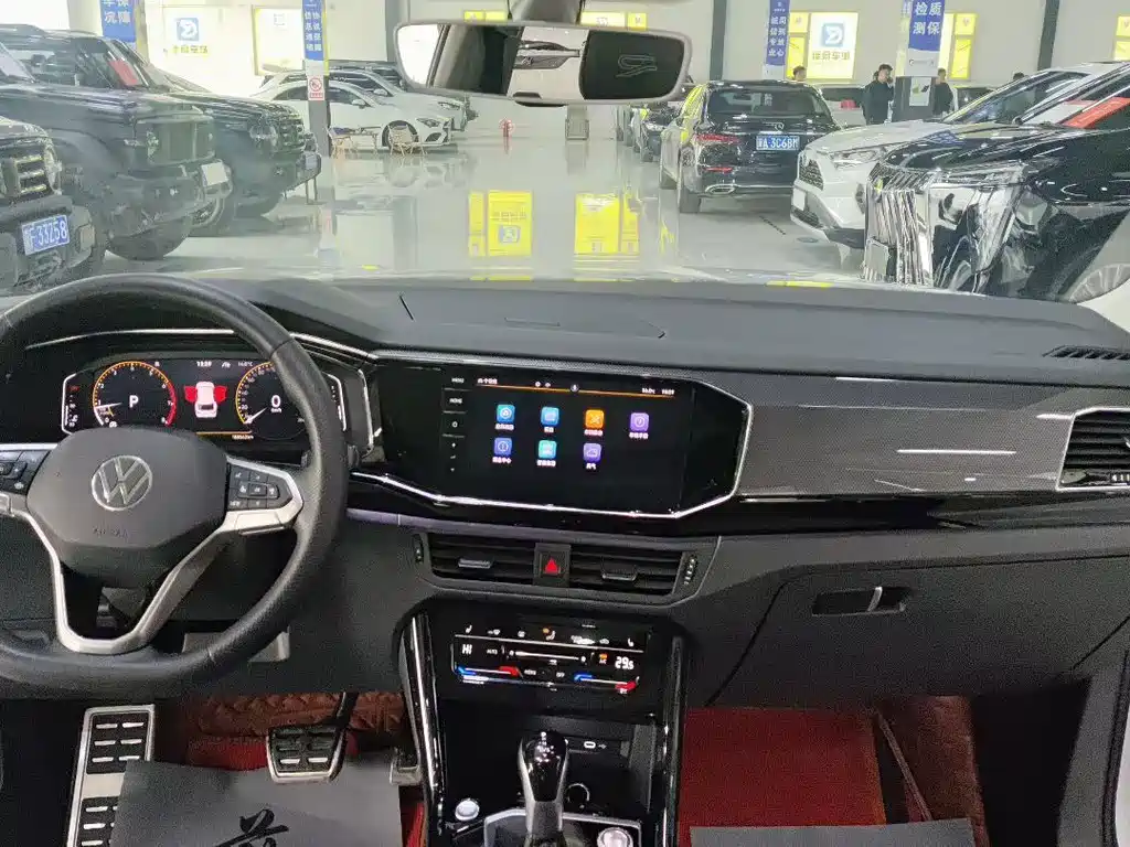 Volkswagen X — миниатюра 4