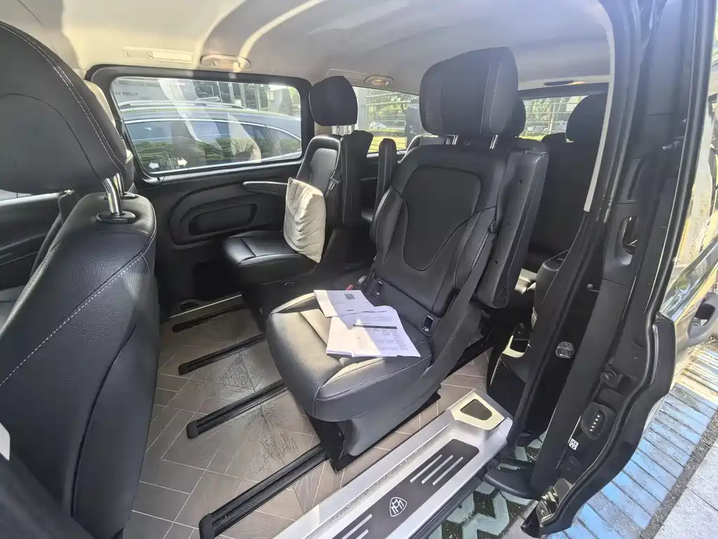 Mercedes-Benz Vito — миниатюра 6