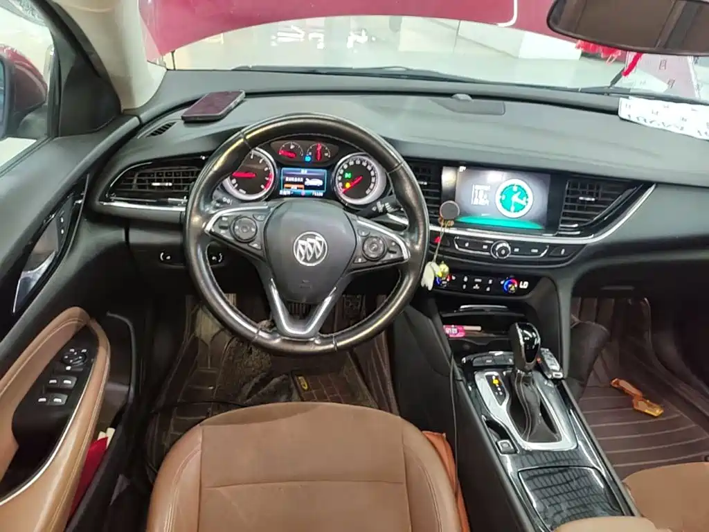 Buick Regal — миниатюра 11