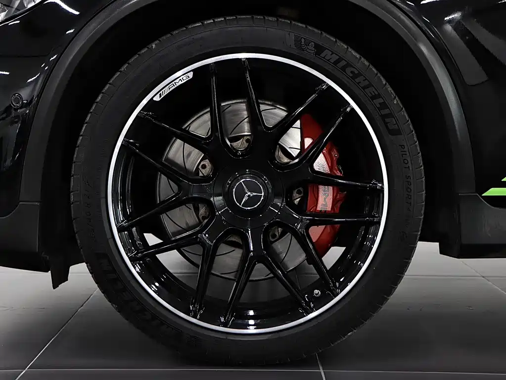 MERCEDES-BENZ GLC COUPE AMG