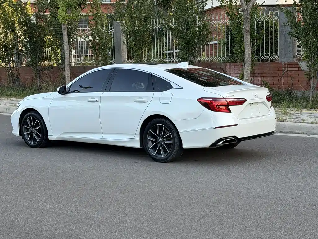 Honda Inspire — миниатюра 3