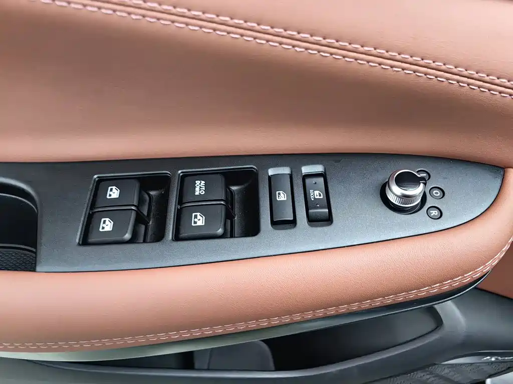 Changan CS75 — миниатюра 9
