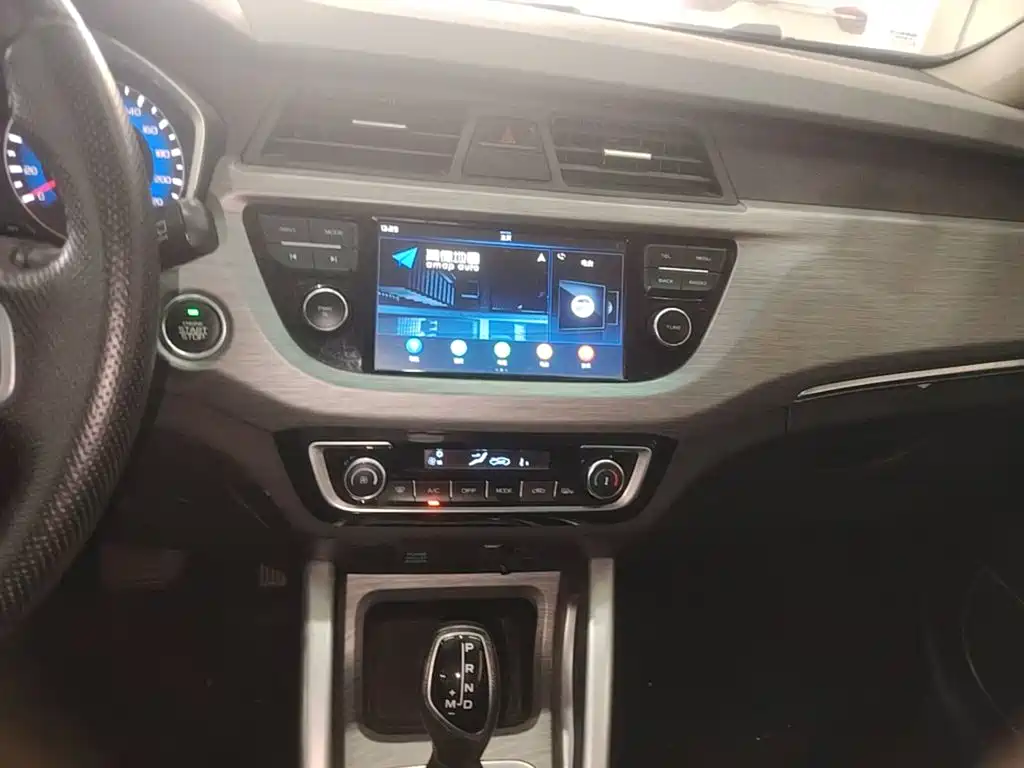 Geely Vision X3 — миниатюра 13