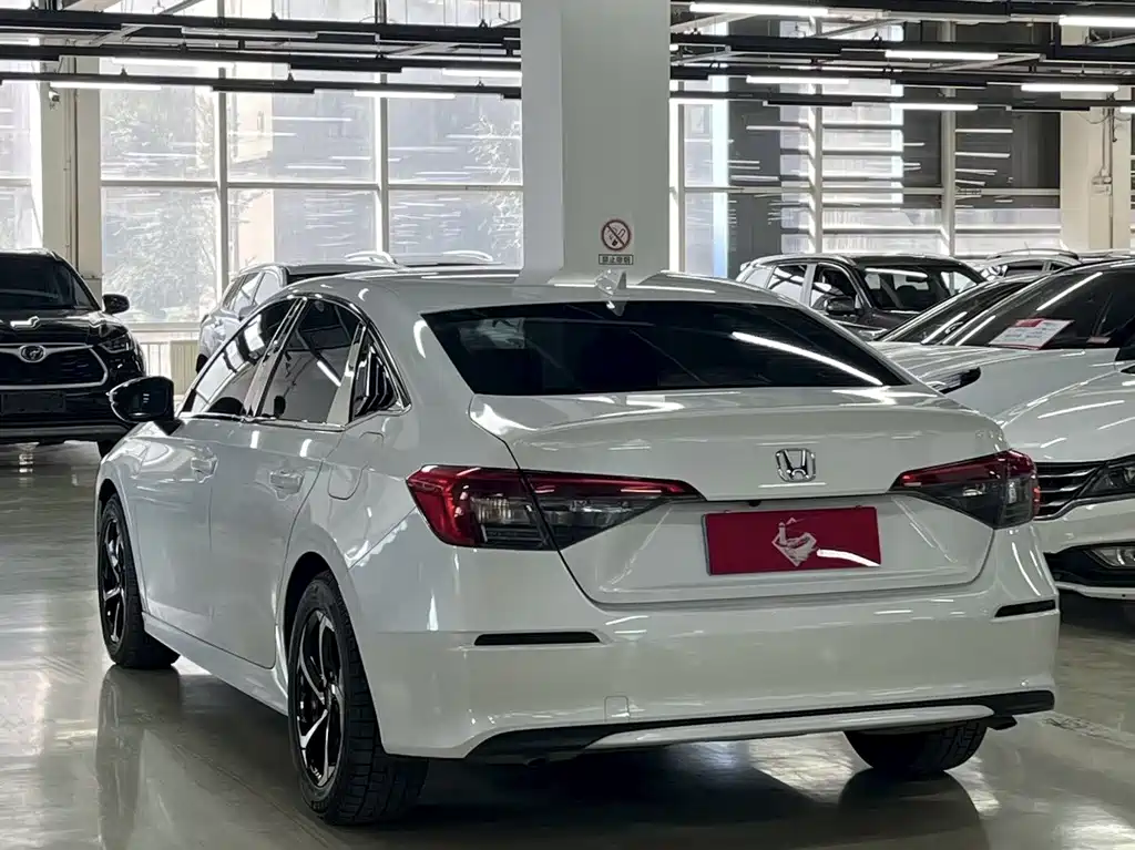 Honda Civic — миниатюра 7