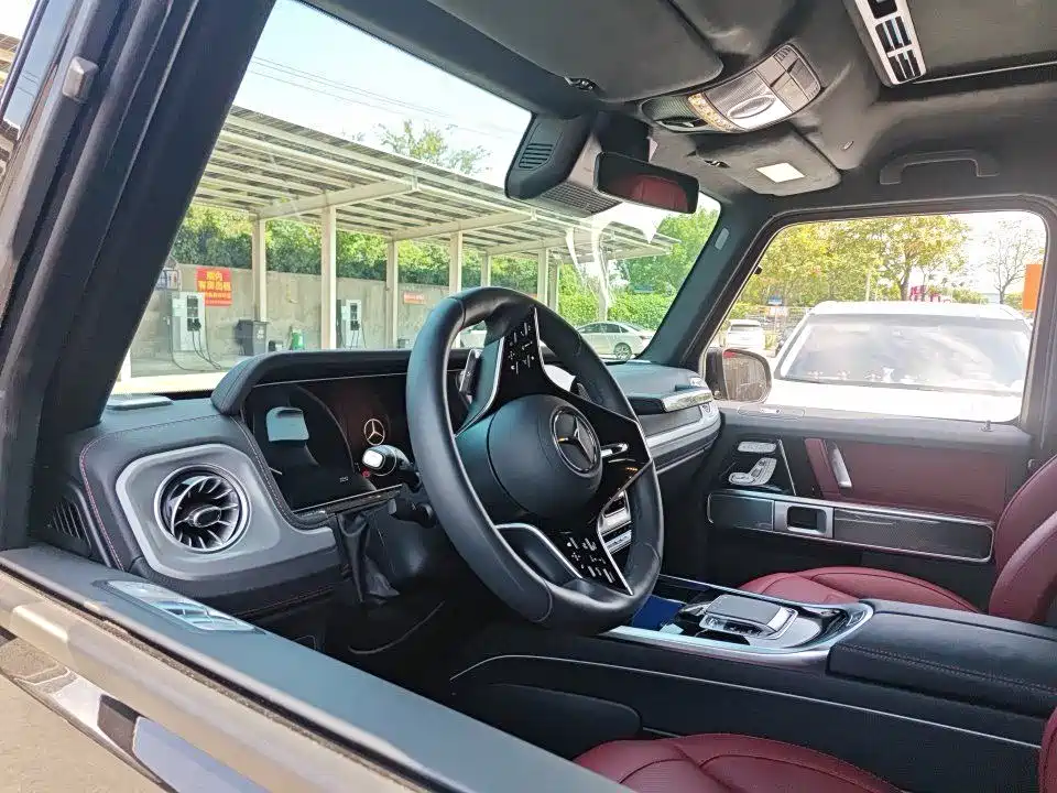 Mercedes-Benz G-Class — миниатюра 7
