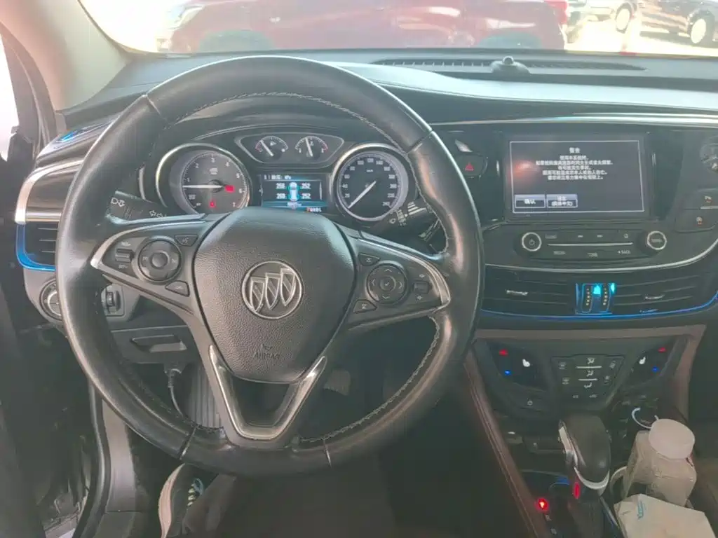 Buick Envision Plus — миниатюра 10