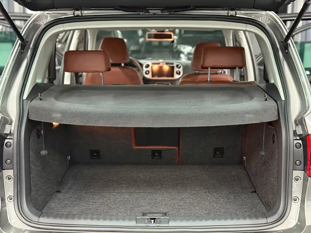 Volkswagen Tiguan — миниатюра 14