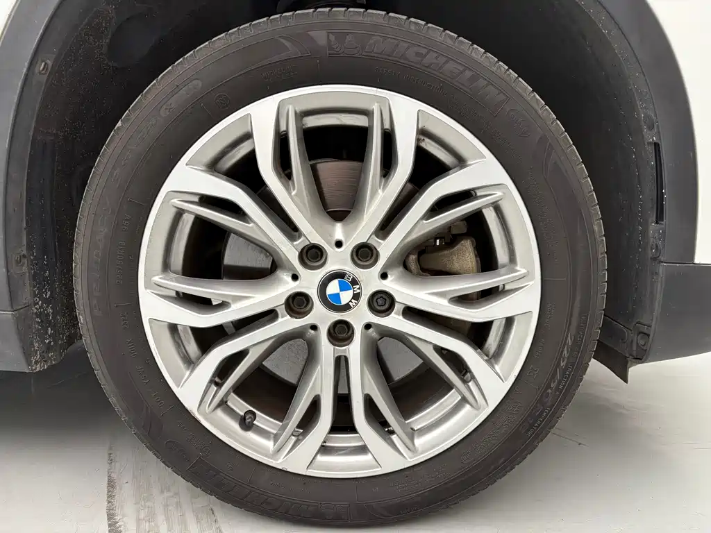 BMW X1 — миниатюра 15