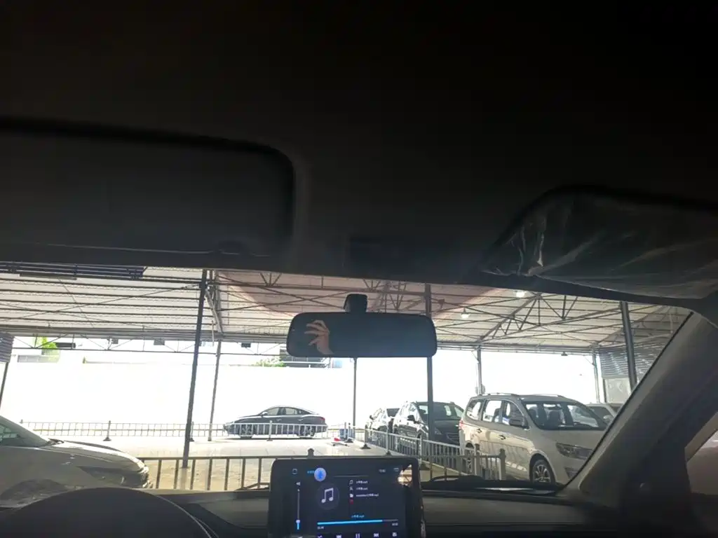 Wuling Hongguang S3 — миниатюра 18