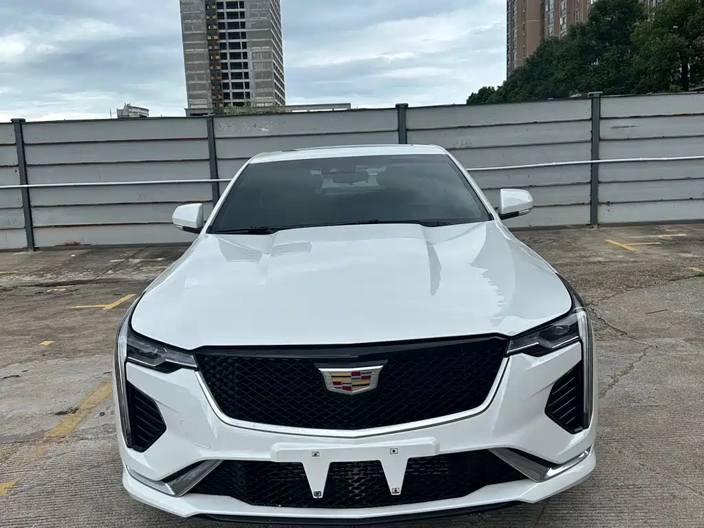 Cadillac CT4 — миниатюра 2