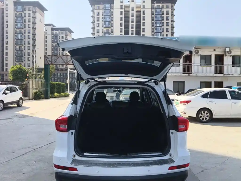 Haval M6 — миниатюра 19