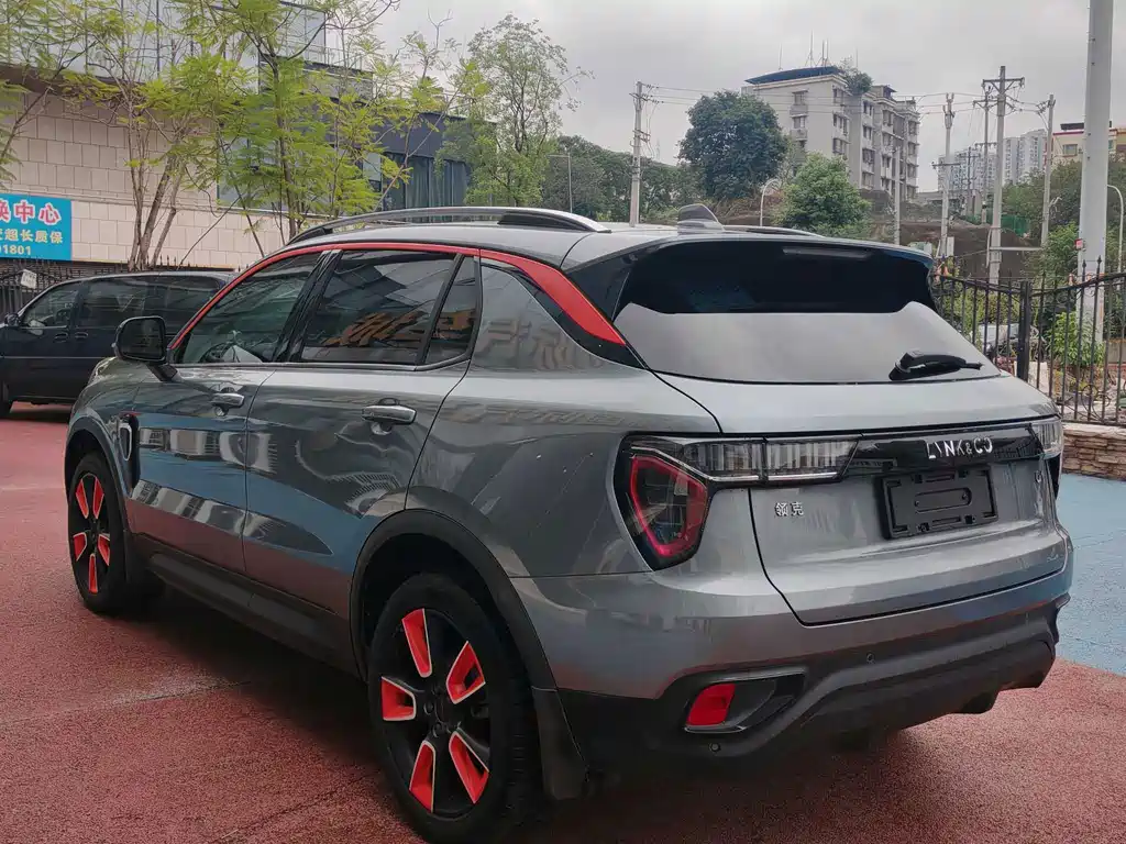 Lynk & Co 01 — миниатюра 6