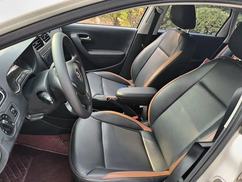 Volkswagen Polo — миниатюра 17