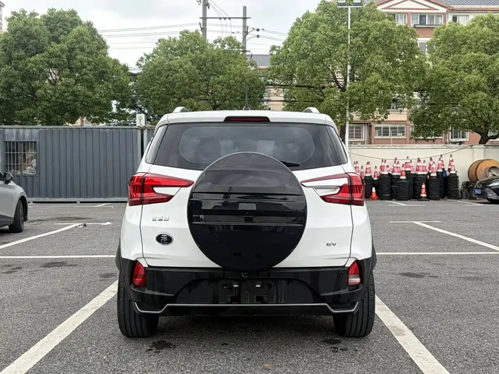 BYD Yuan EV — миниатюра 22