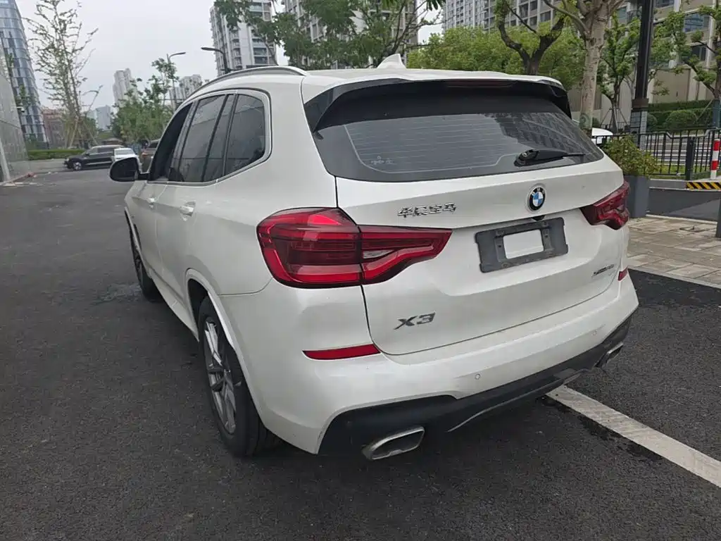 BMW X3 — миниатюра 5