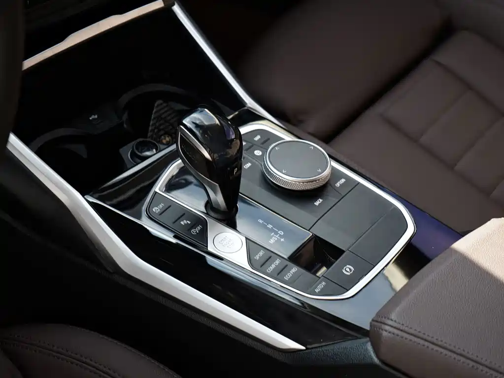 BMW 3 Series — миниатюра 18