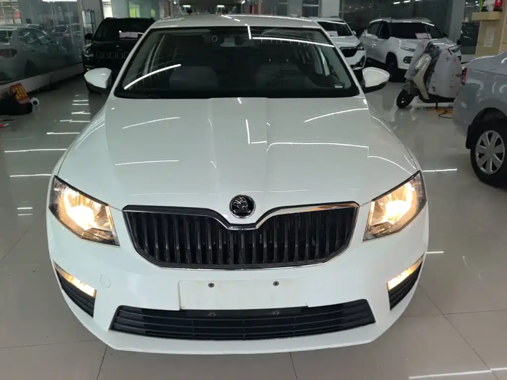 Skoda Octavia — миниатюра 3